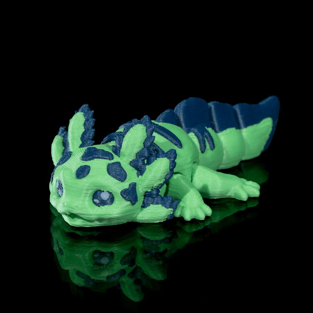 Mini Sour Mini-Axolotl Laubgrün trifft auf Marineblau- Der kleine Tollpatsch - Gecko3D