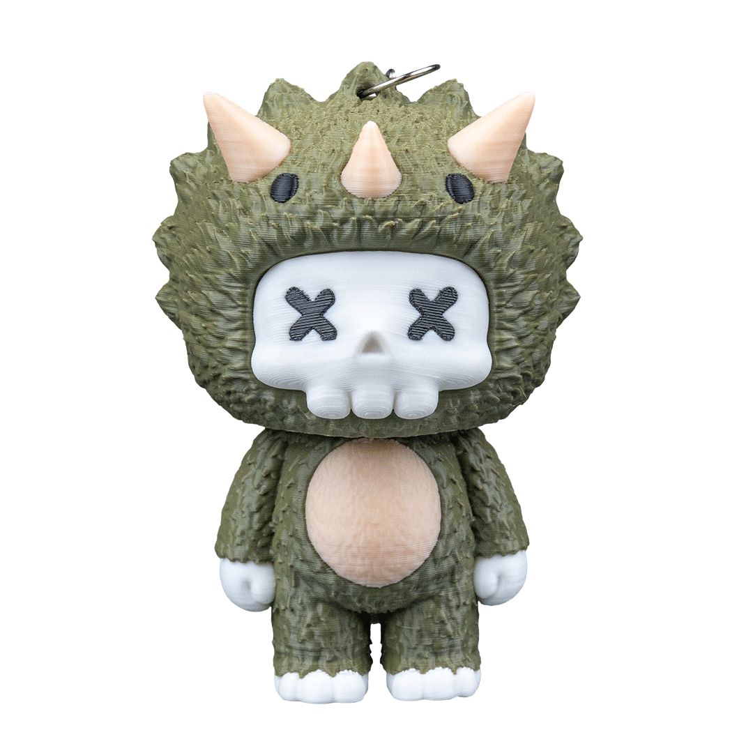 "Trixi Skubbie Sammelfigur mit markanten Hörnern und charakteristischen X-Augen, rebellische 3D-gedruckte Deko-Figur von Gecko3D"
