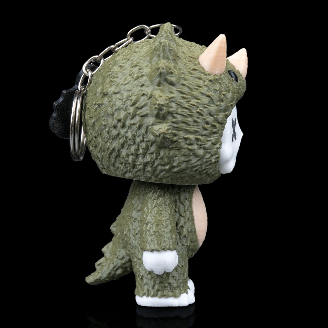 "Trixi Skubbie Sammelfigur mit markanten Hörnern und charakteristischen X-Augen, rebellische 3D-gedruckte Deko-Figur von Gecko3D"